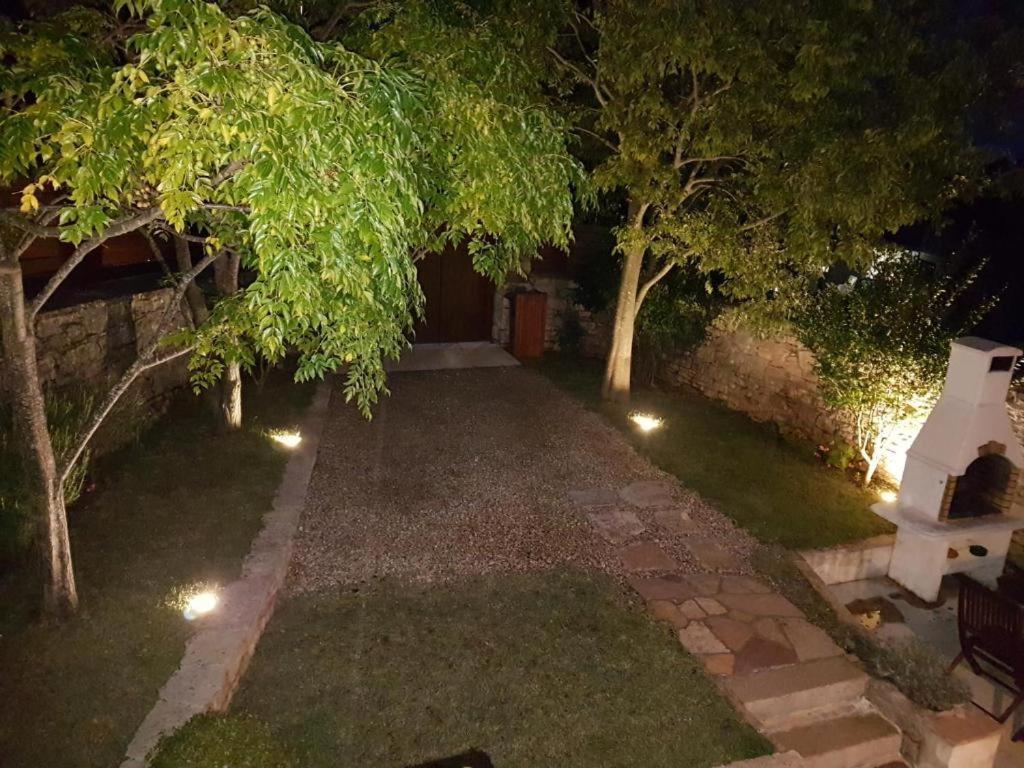 Вилла Haus Delma Brajkovici  Экстерьер фото